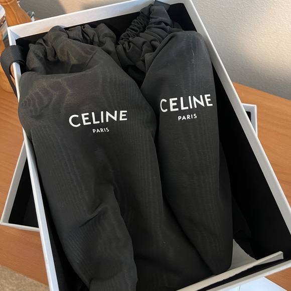 Celine Kitten T-Strap Heels with gold Triomphe Detail - Picture 4 of 5